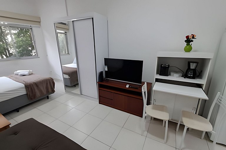 Copanema Studio próximo Arpoador
