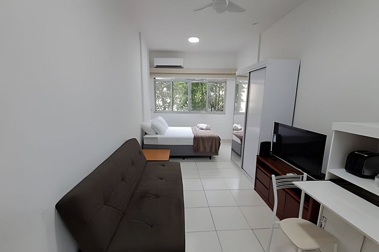 Copanema Studio próximo Arpoador