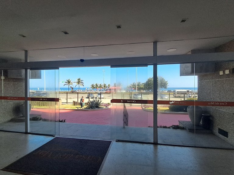 CasaDelMar flat com piscina, wifi e serviços de frente para