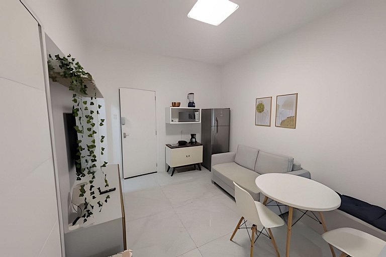 Quarto e sala reformado em localização central!