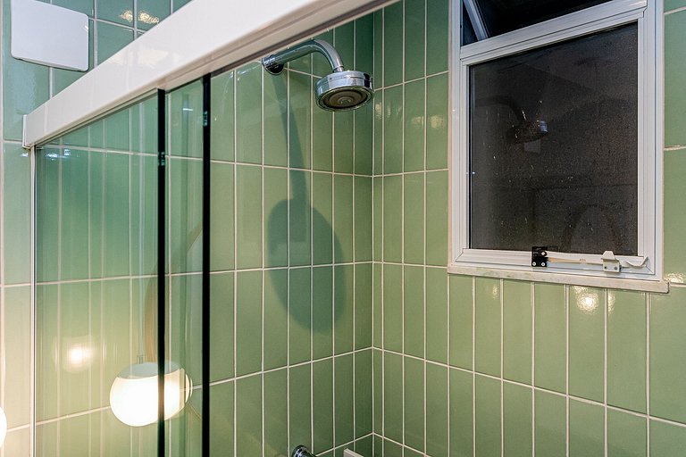 Copanema Studio reformado e moderno 200m da praia